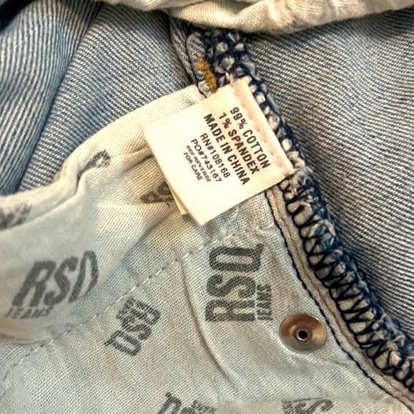 RSQ Distressed High waisted Mom Jeans size 25/1 - Picture 5 of 9